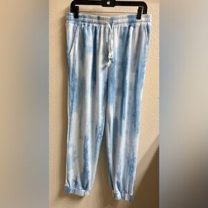 Skies are blue pj pants